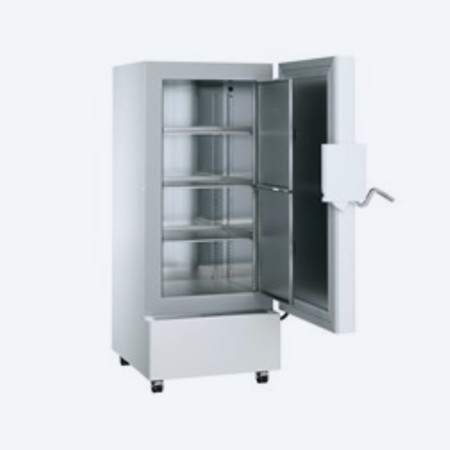 Réfrigérateur de laboratoire Liebherr SRFvg avec cuve intérieure en  plastique, 1.553,30