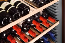 Wine storage cabinets – for the ideal climate | Liebherr