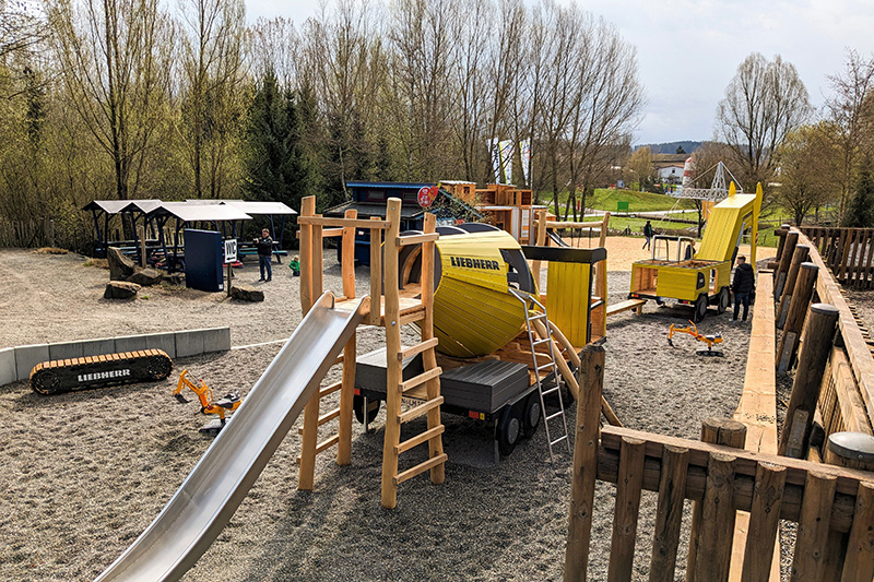 How Liebherr also inspires little ones: adventure playground opens in ...